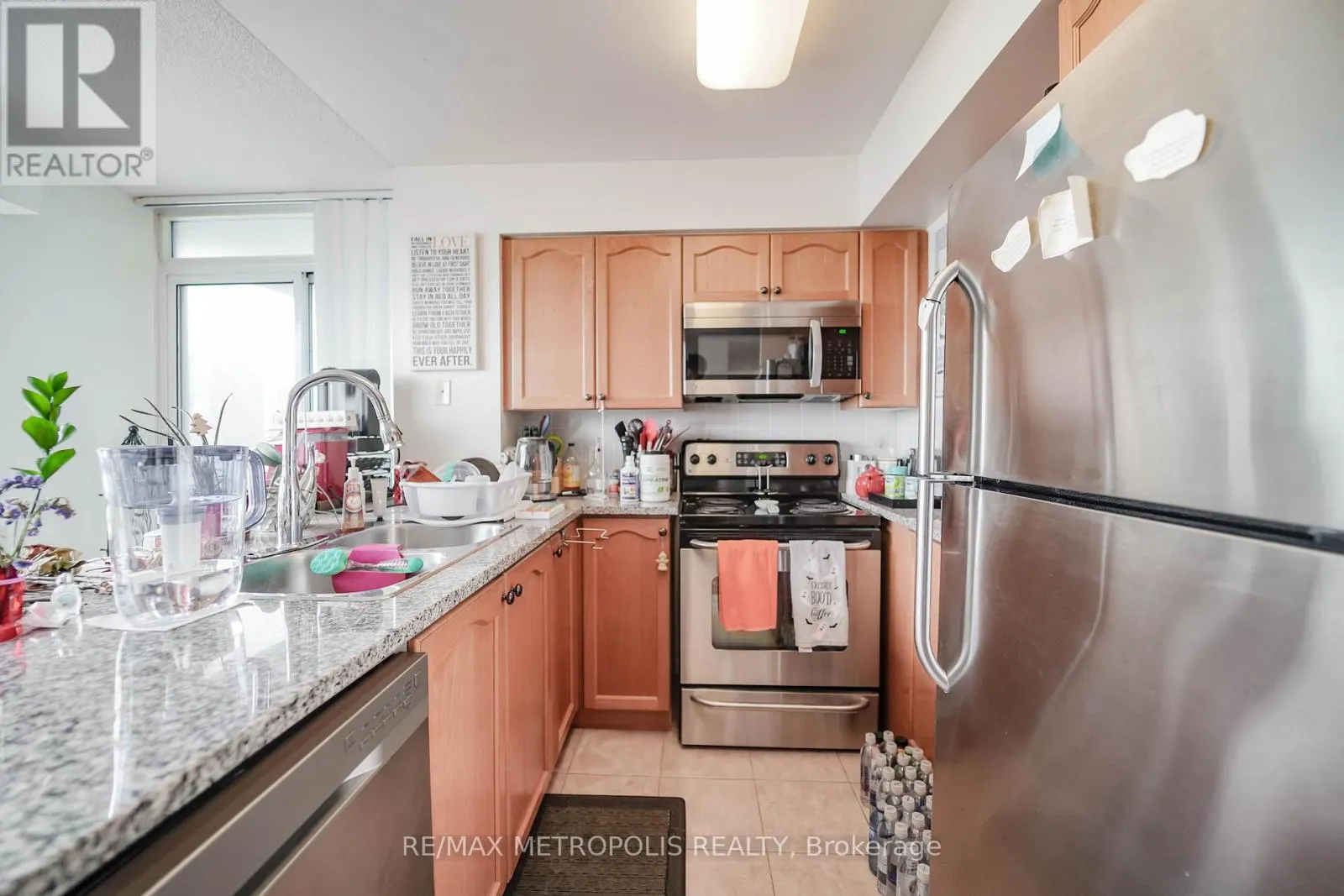 3602 - 30 GRAND TRUNK CRESCENT