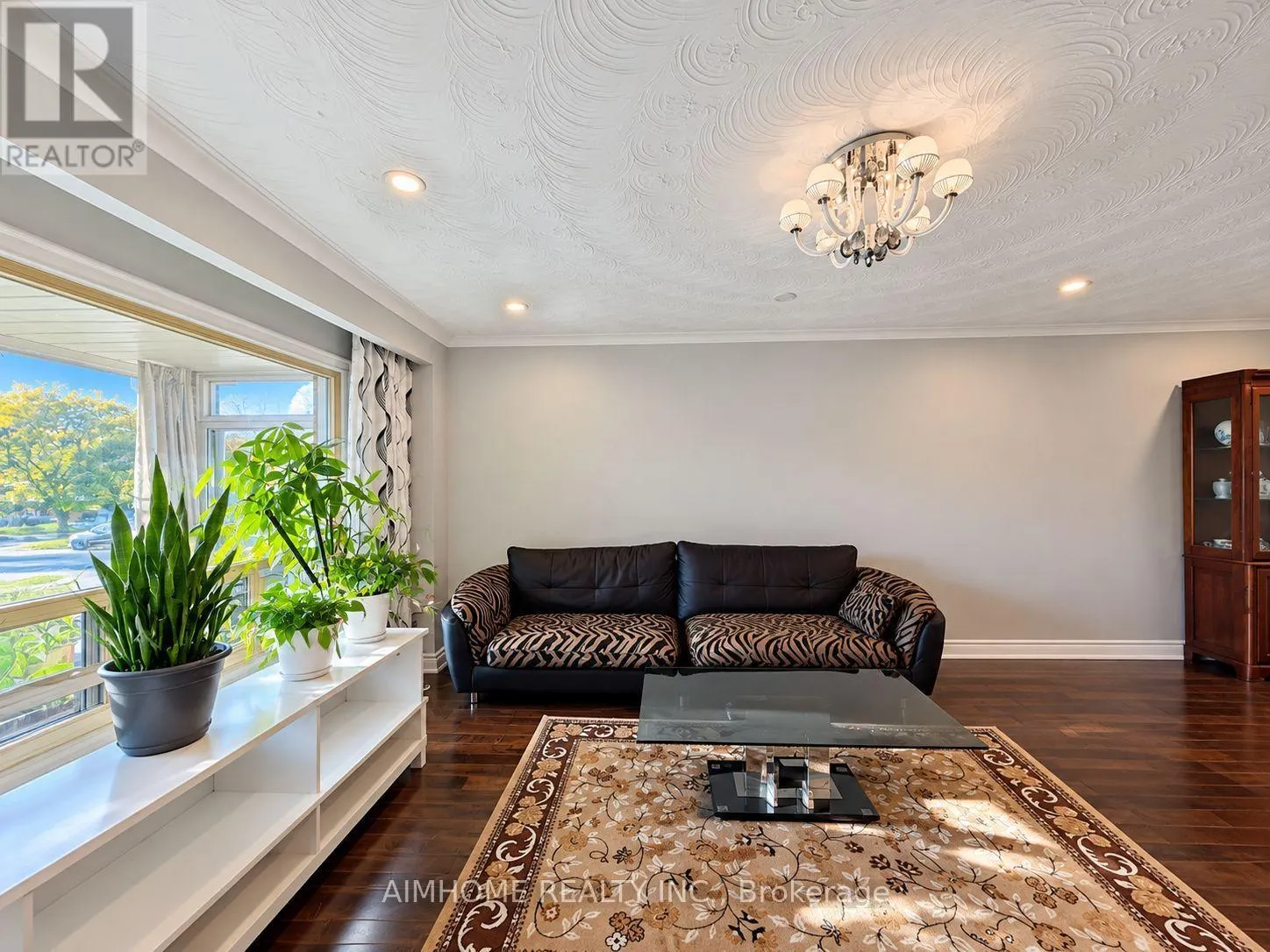 46 CHALET ROAD