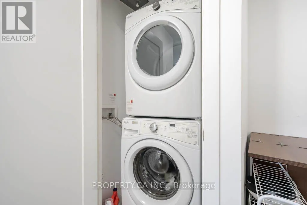 1903 - 10 YORK STREET