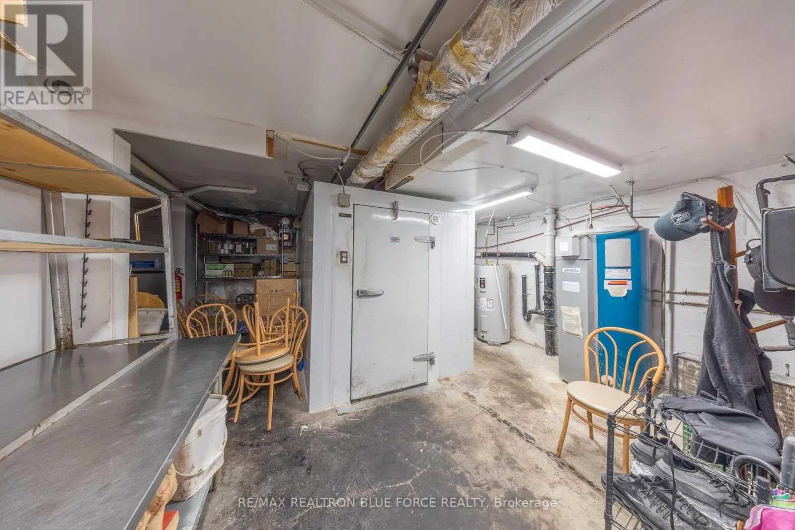 1100 EGLINTON AVENUE W