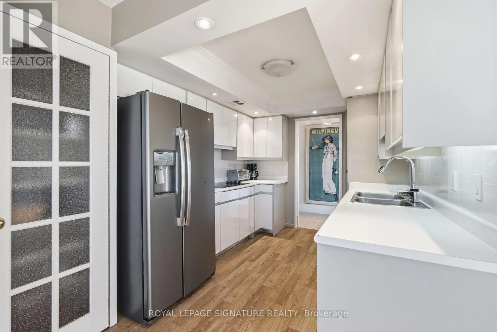 2110 - 10 TORRESDALE AVENUE