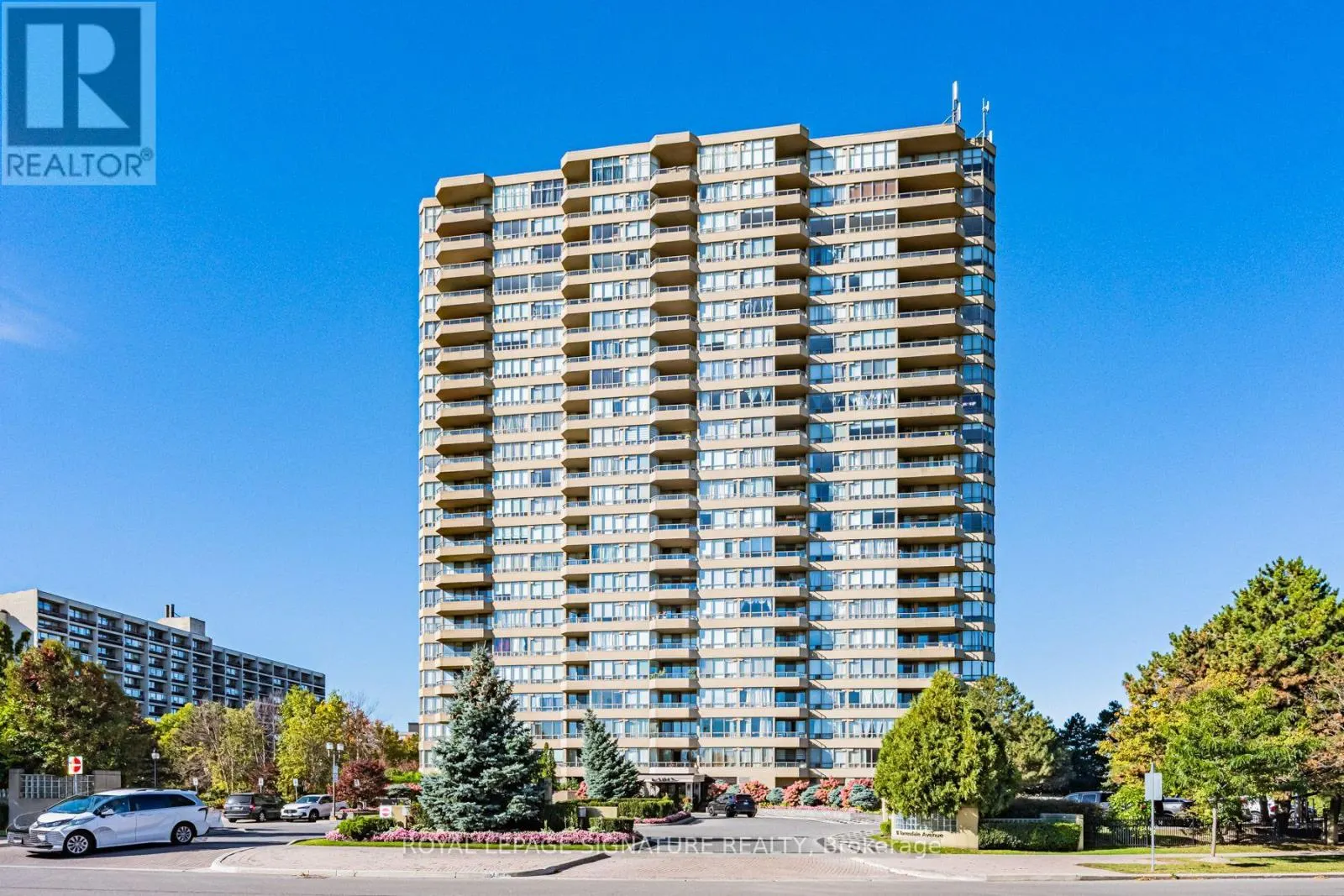 2110 - 10 TORRESDALE AVENUE