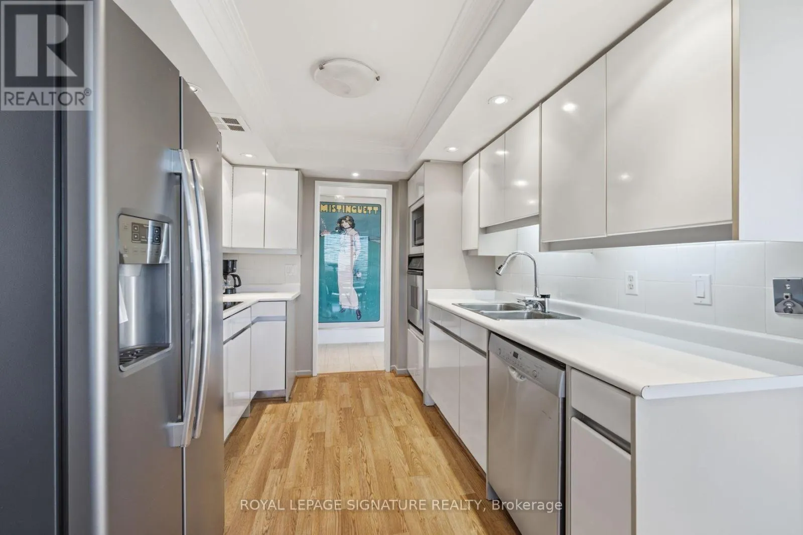 2110 - 10 TORRESDALE AVENUE