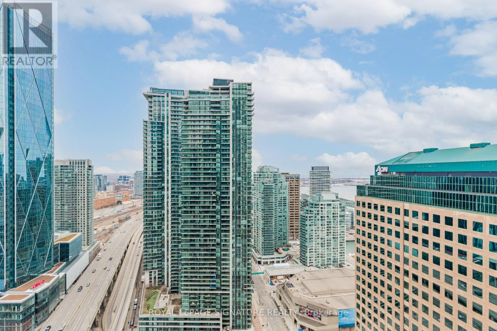 3404 - 88 HARBOUR STREET