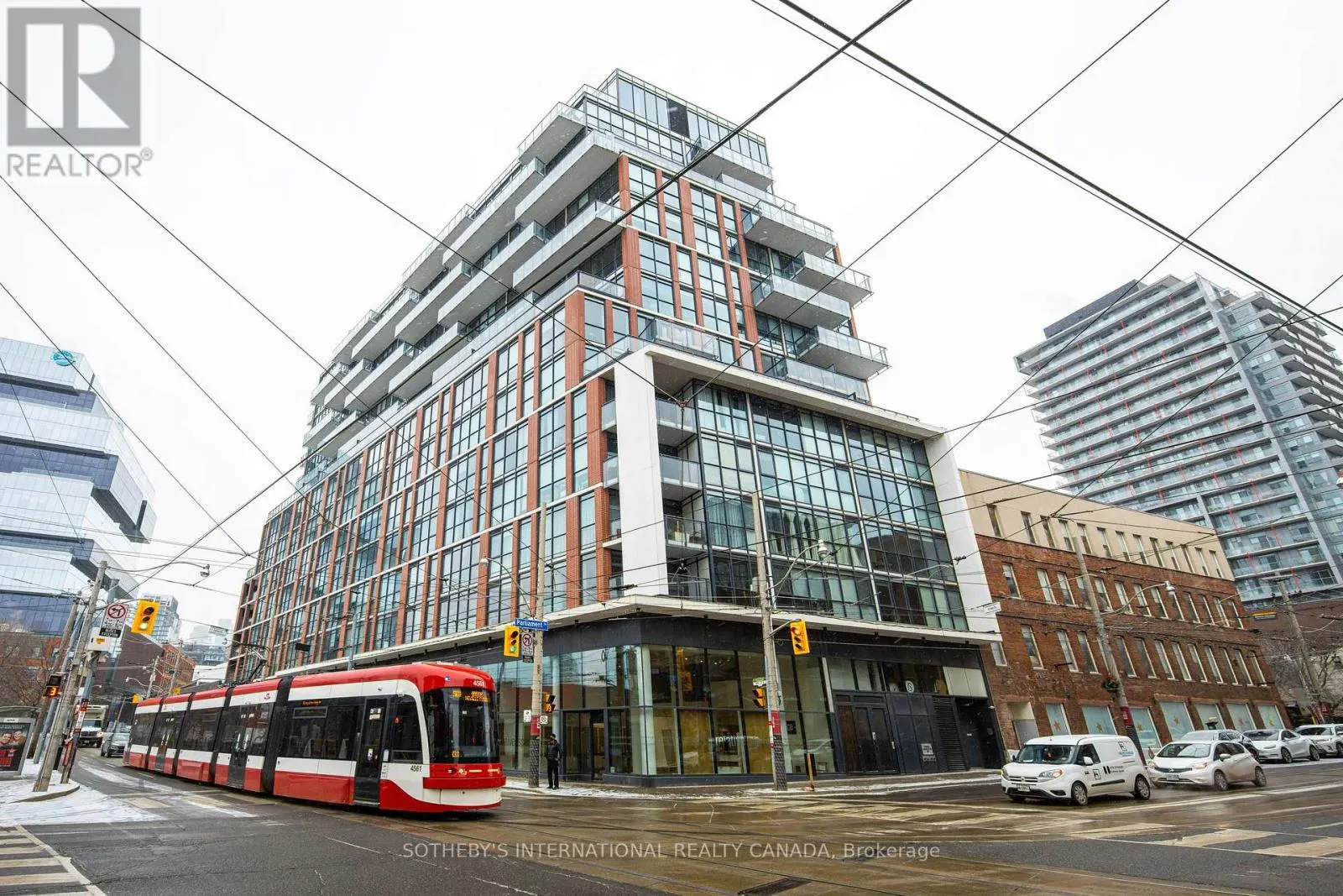 202 - 318 KING STREET