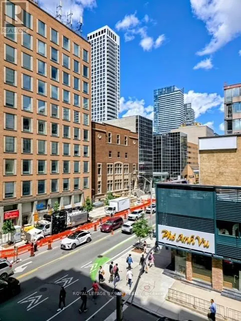 506 - 43 EGLINTON AVENUE E