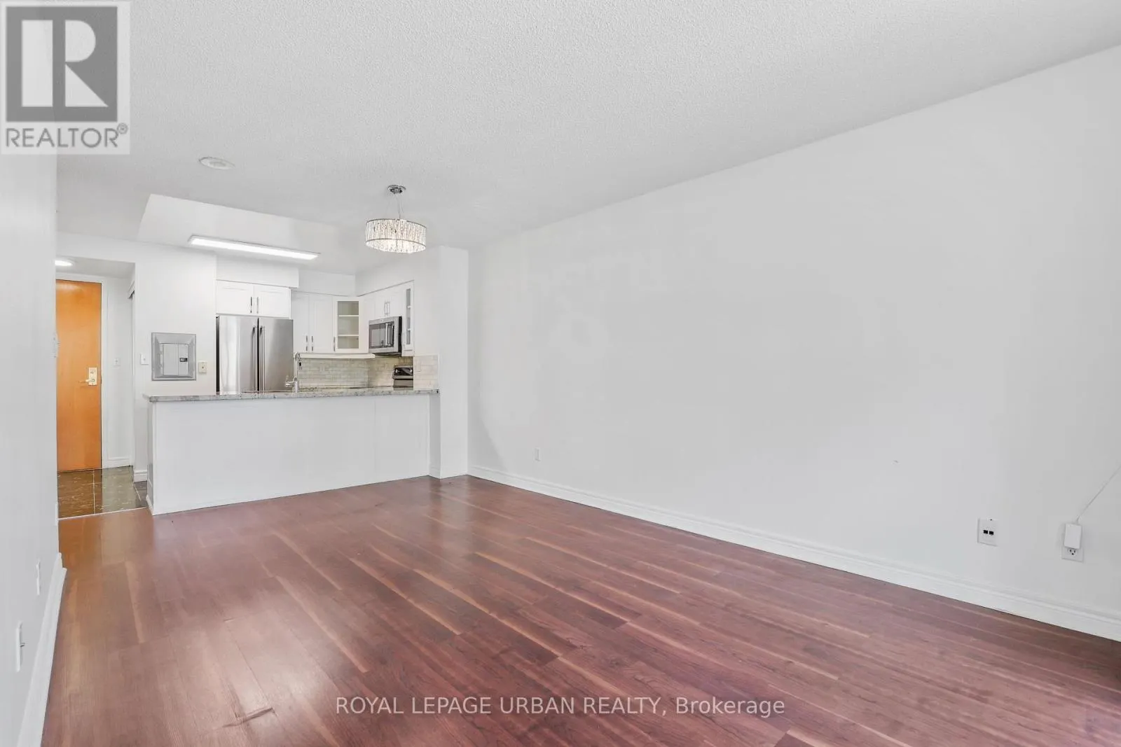 506 - 43 EGLINTON AVENUE E
