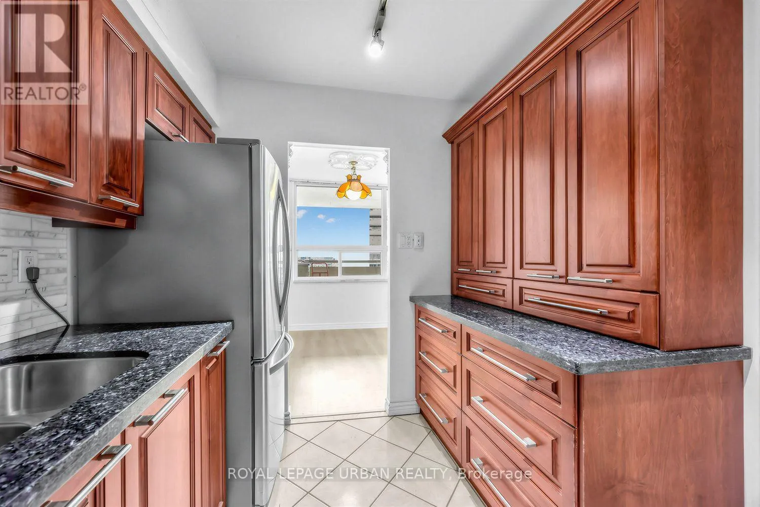 1201 - 1350 YORK MILLS ROAD