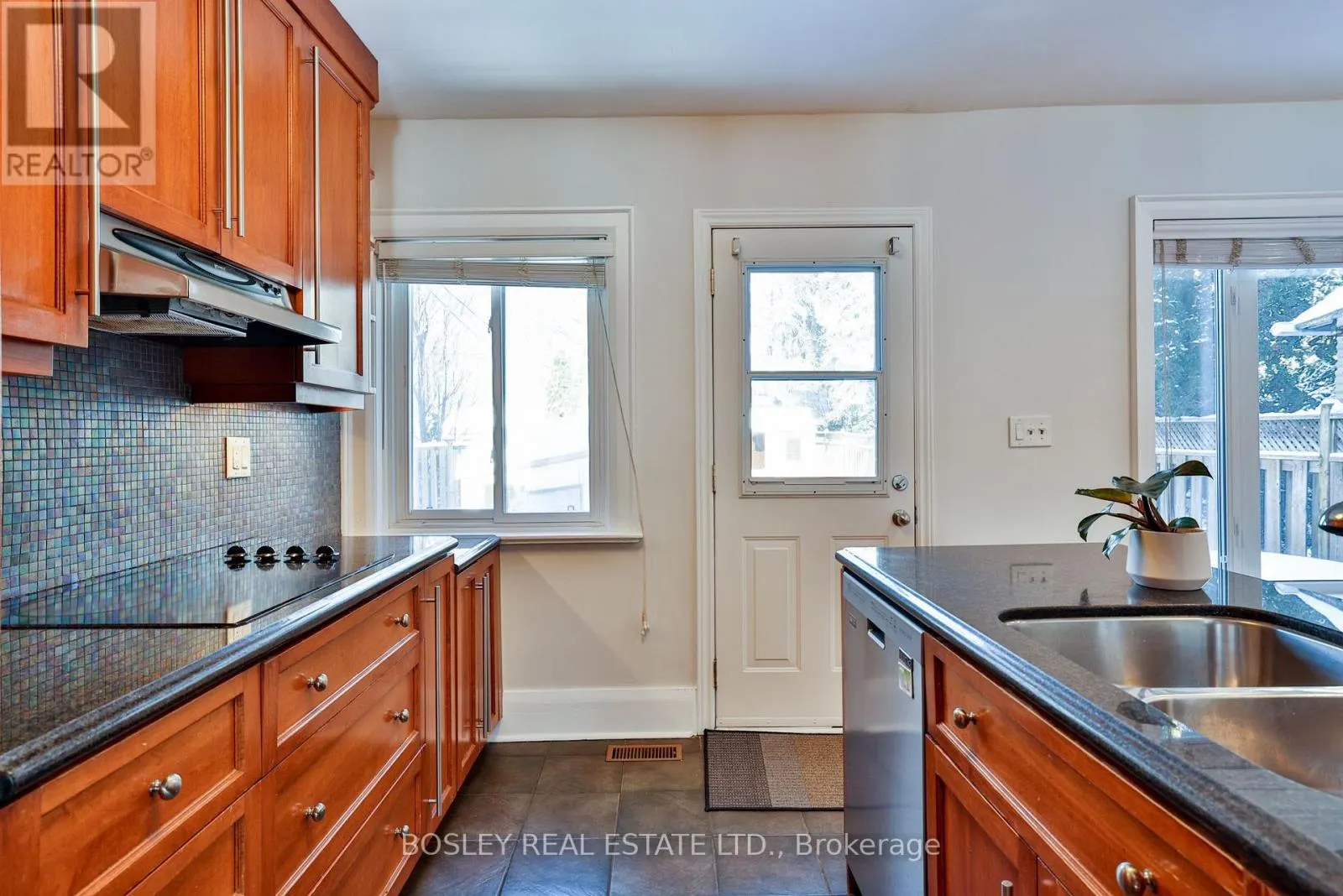 262 BRIAR HILL AVENUE