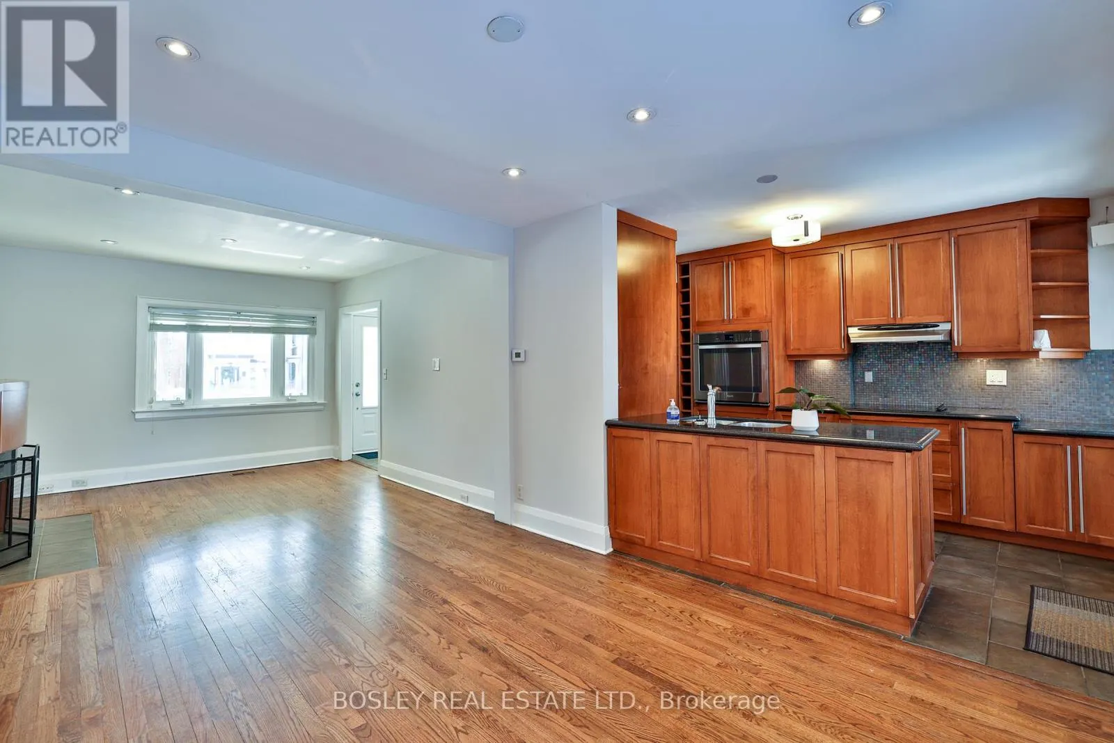 262 BRIAR HILL AVENUE