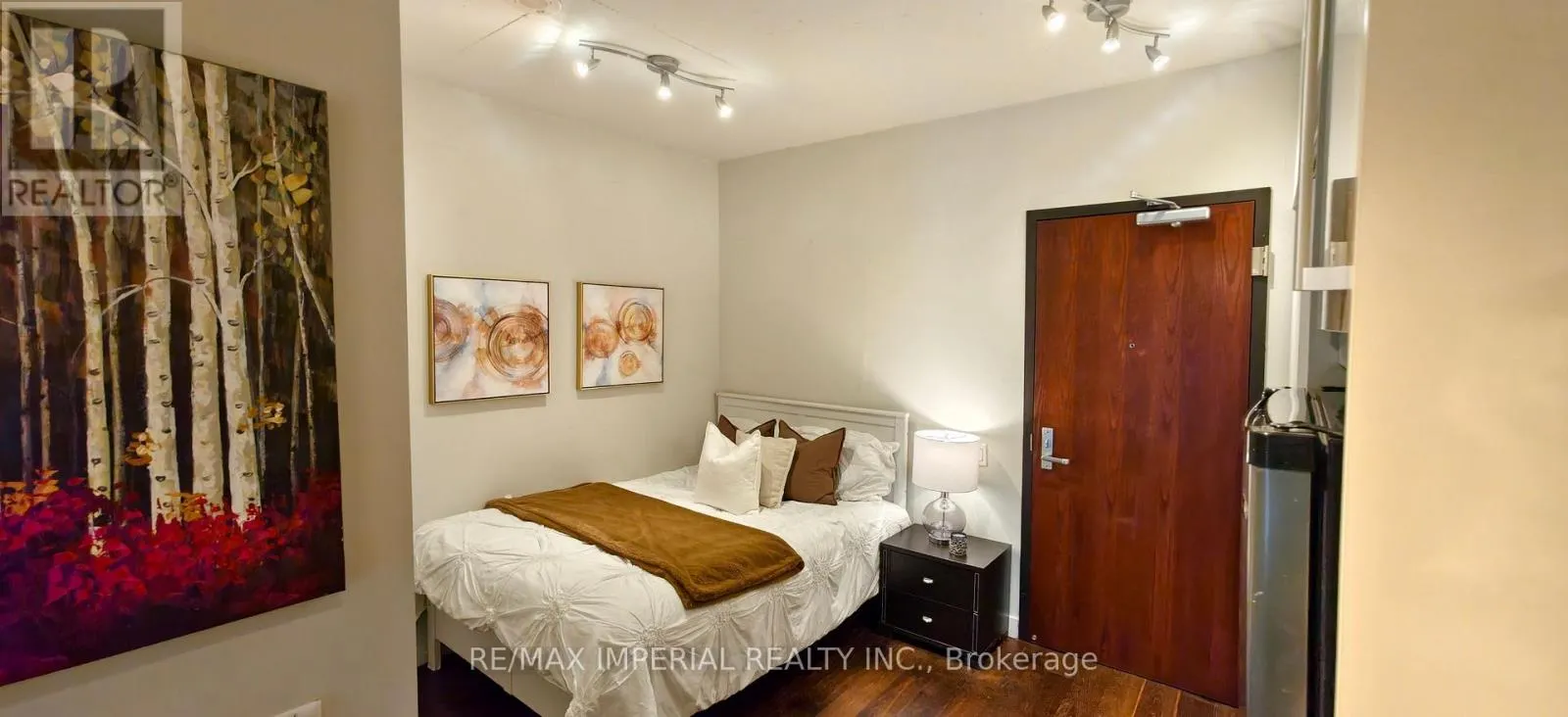 405 - 25 OXLEY STREET