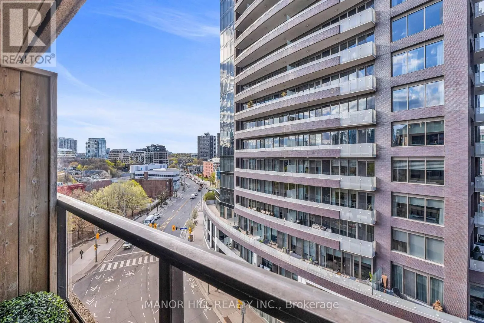 803 - 1331 BAY STREET