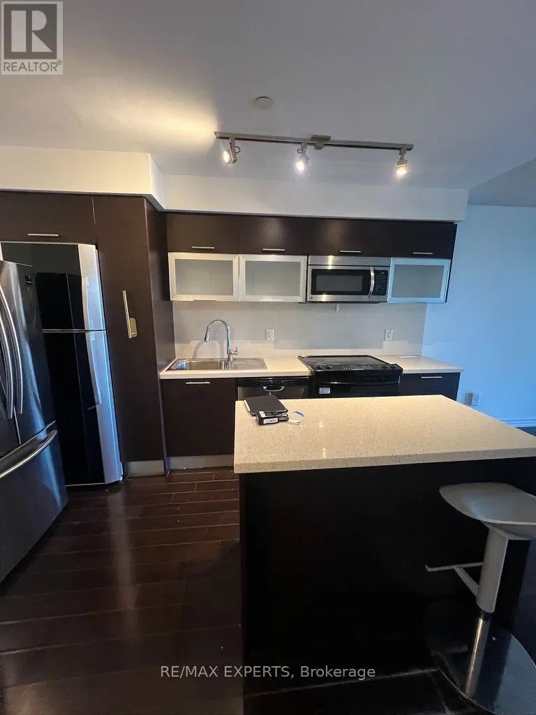 509 - 386 YONGE STREET