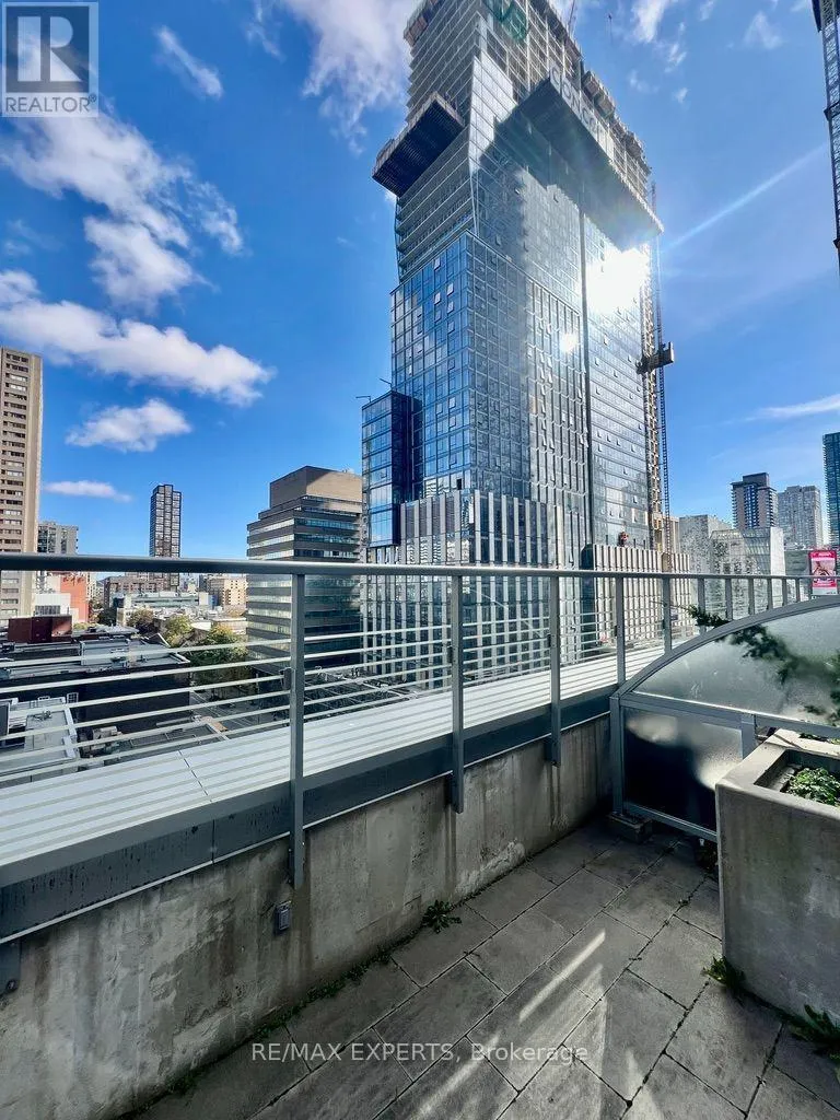 509 - 386 YONGE STREET