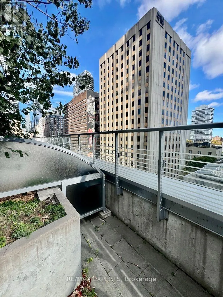 509 - 386 YONGE STREET