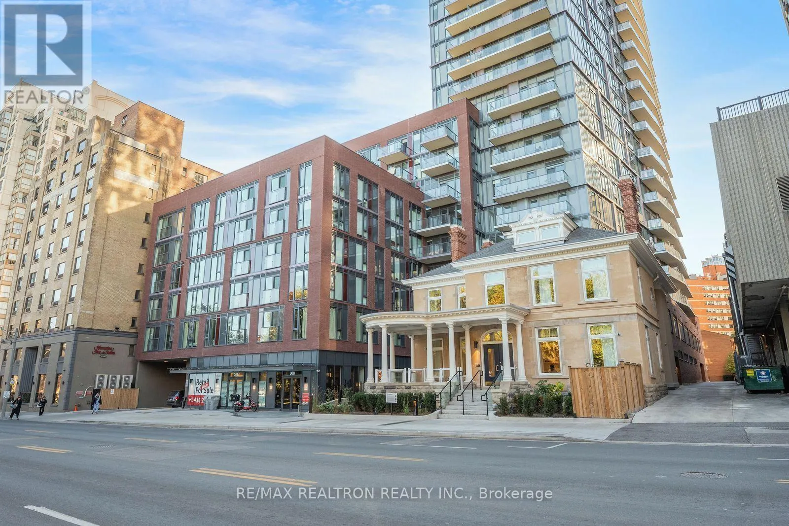 1506 - 308 JARVIS STREET