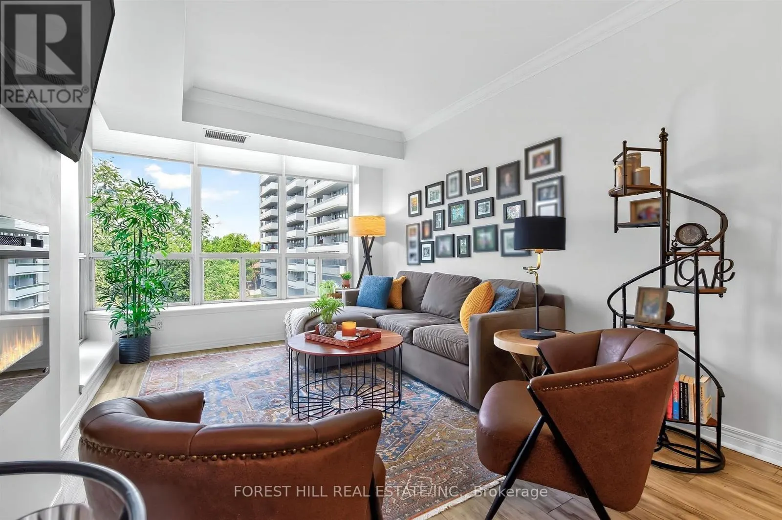 508 - 2 EDITH DRIVE