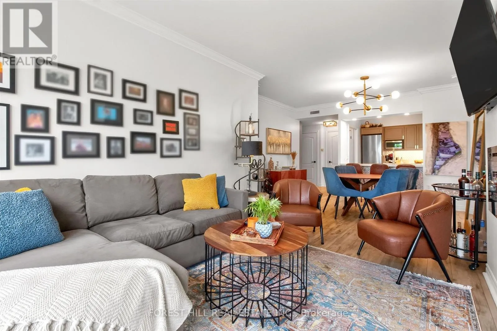 508 - 2 EDITH DRIVE