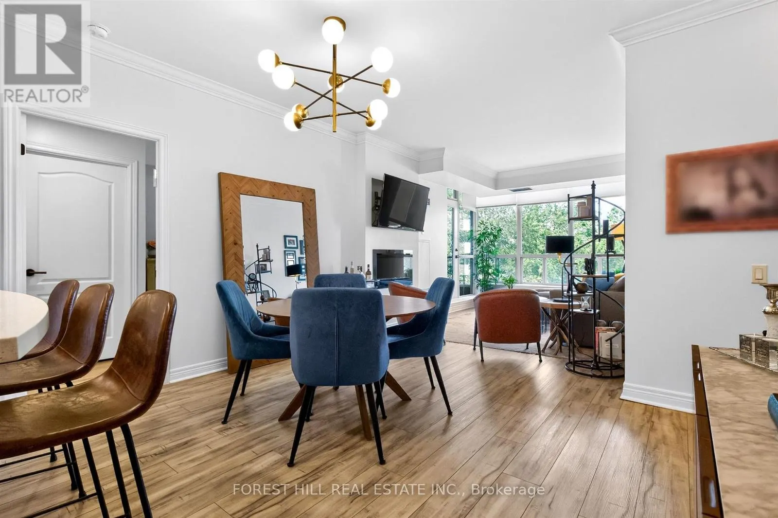 508 - 2 EDITH DRIVE