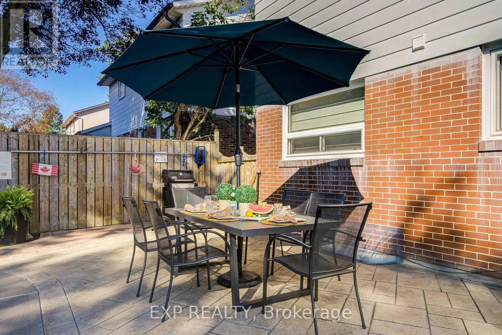 17 RUSTYWOOD DRIVE