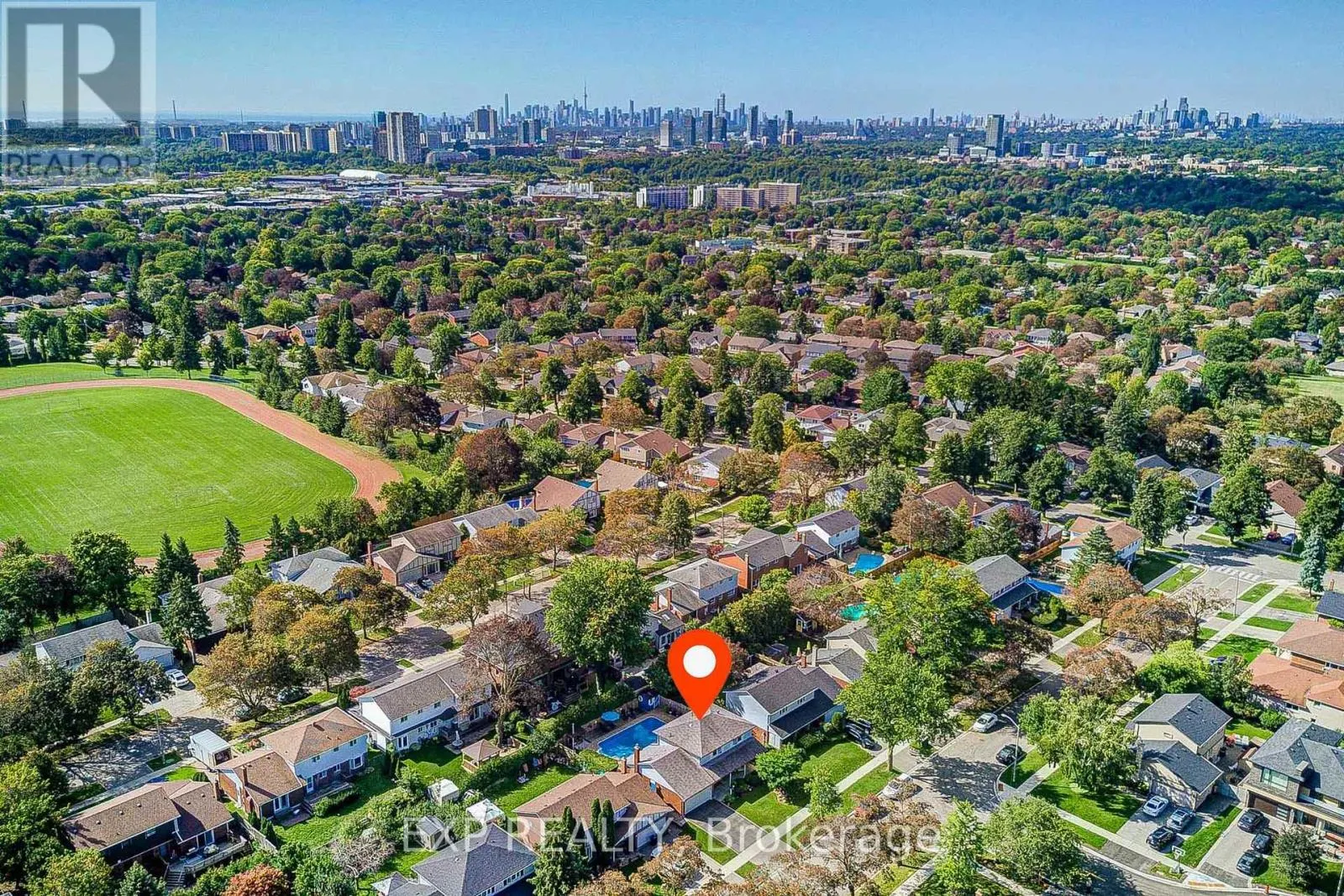 17 RUSTYWOOD DRIVE