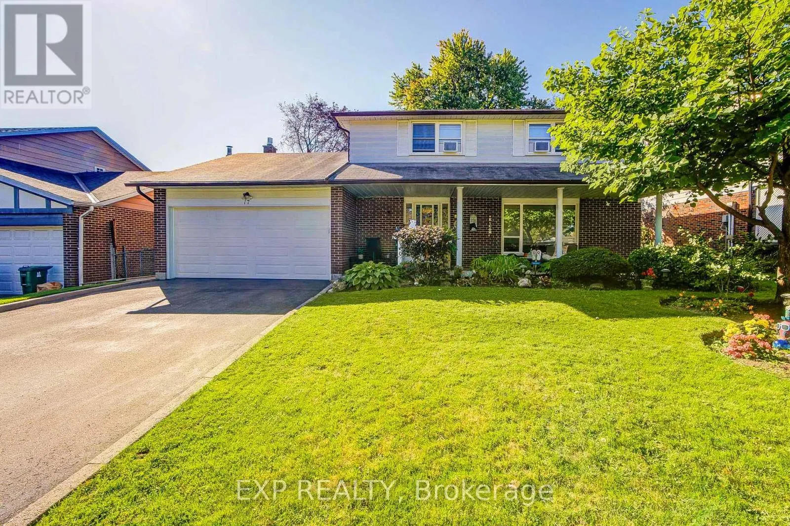 17 RUSTYWOOD DRIVE