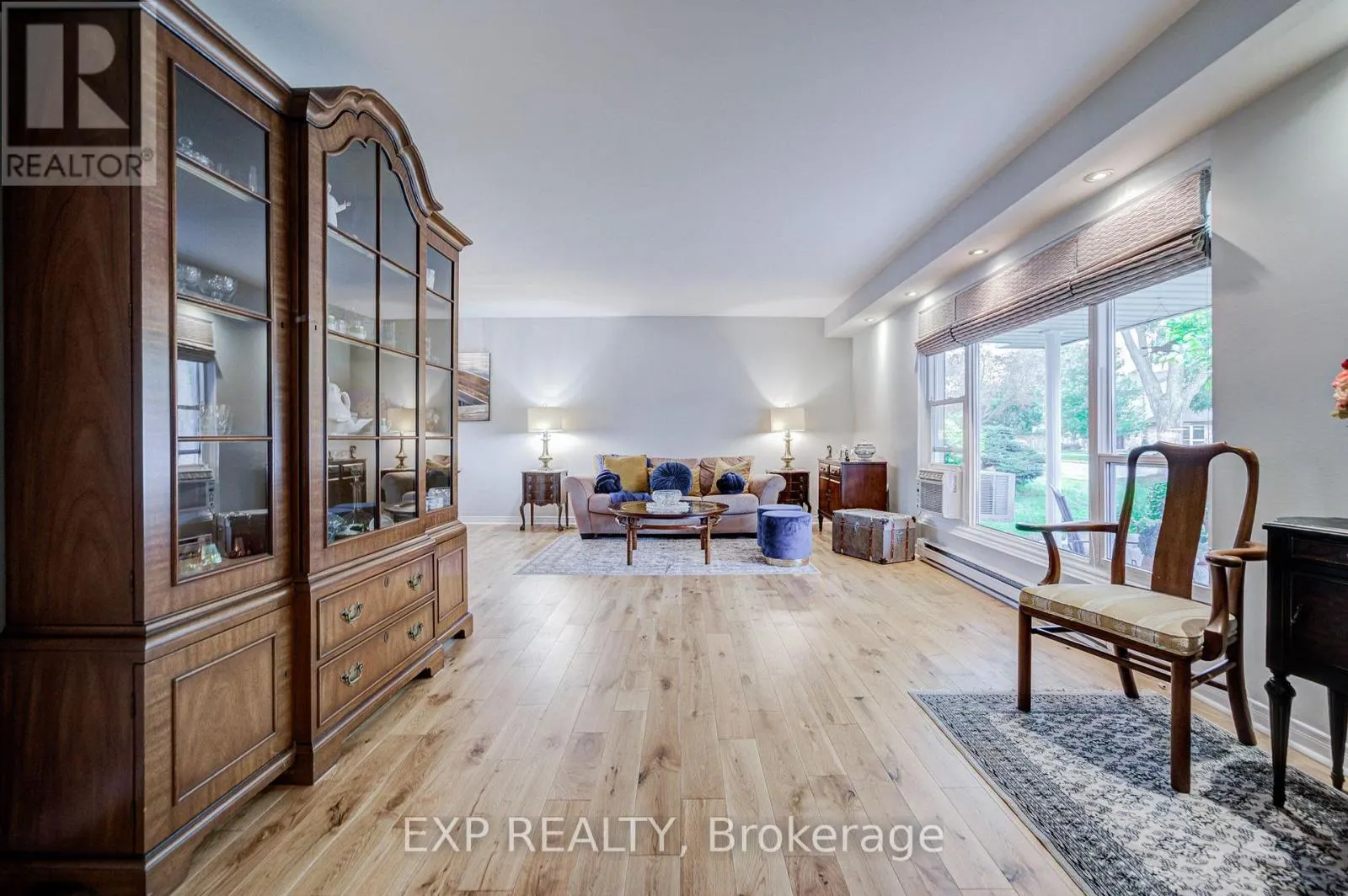 17 RUSTYWOOD DRIVE