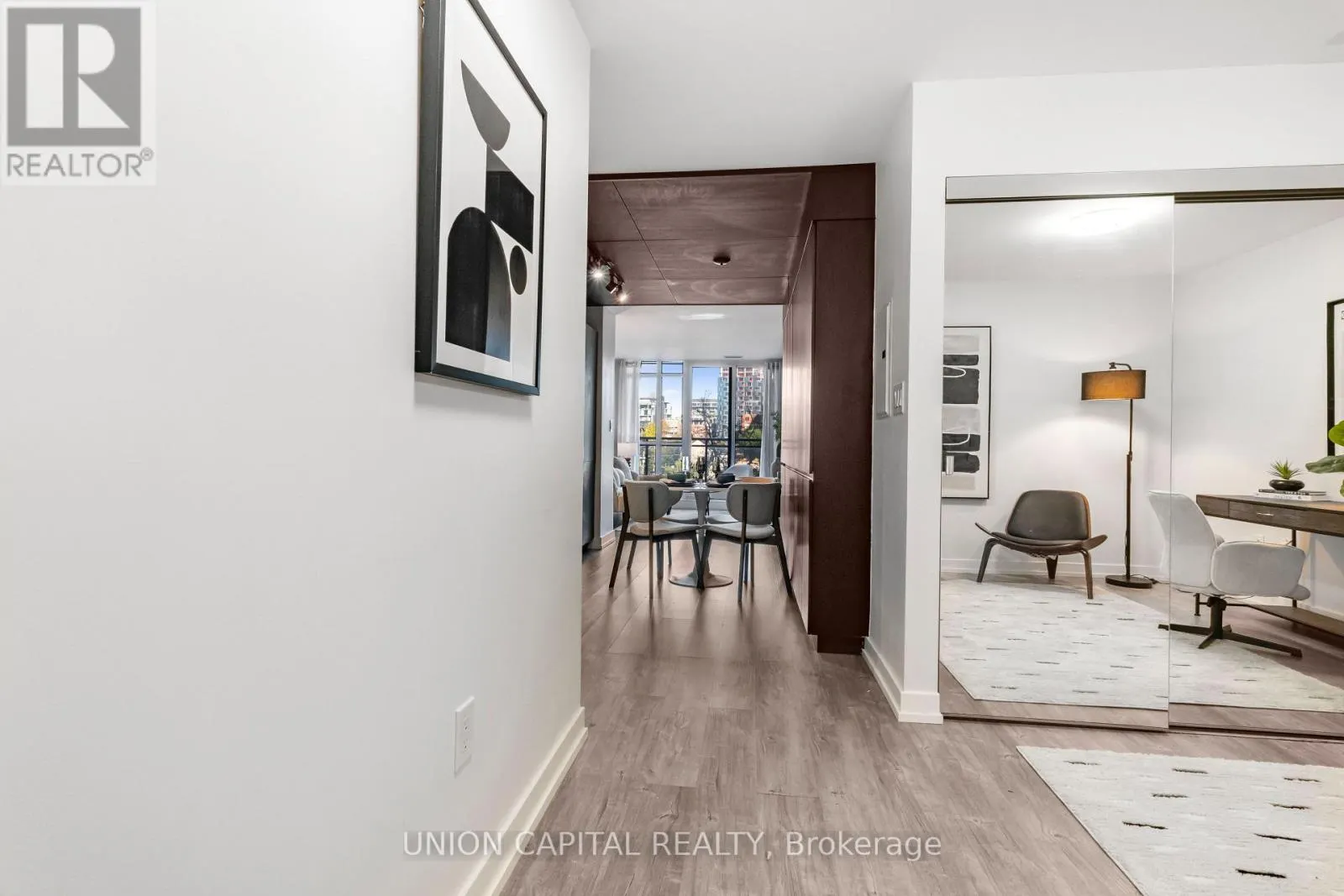 242A - 15 ICEBOAT TERRACE