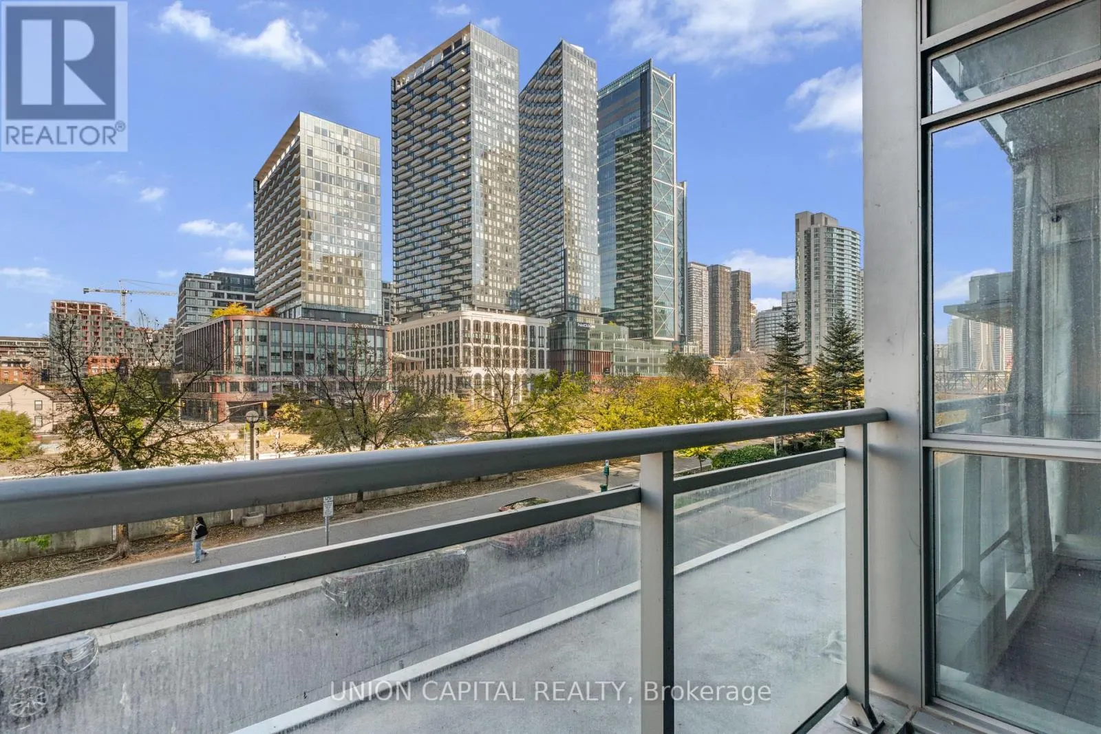242A - 15 ICEBOAT TERRACE