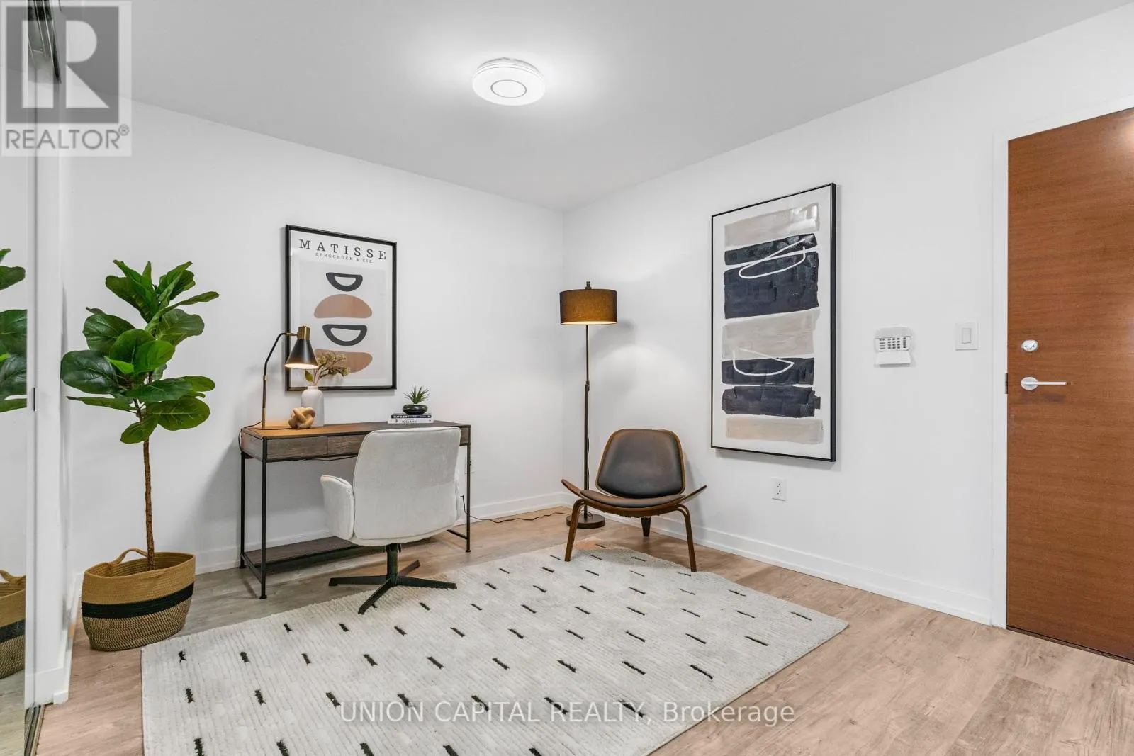 242A - 15 ICEBOAT TERRACE