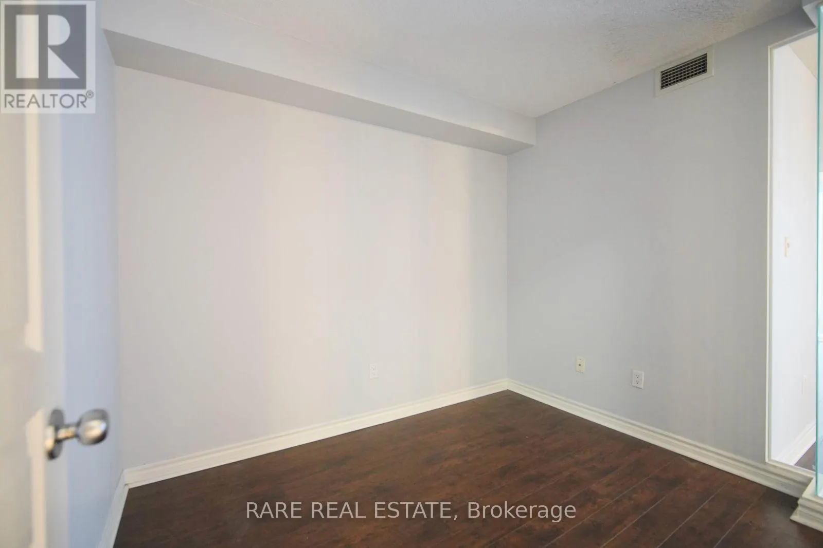 1703 - 801 BAY STREET