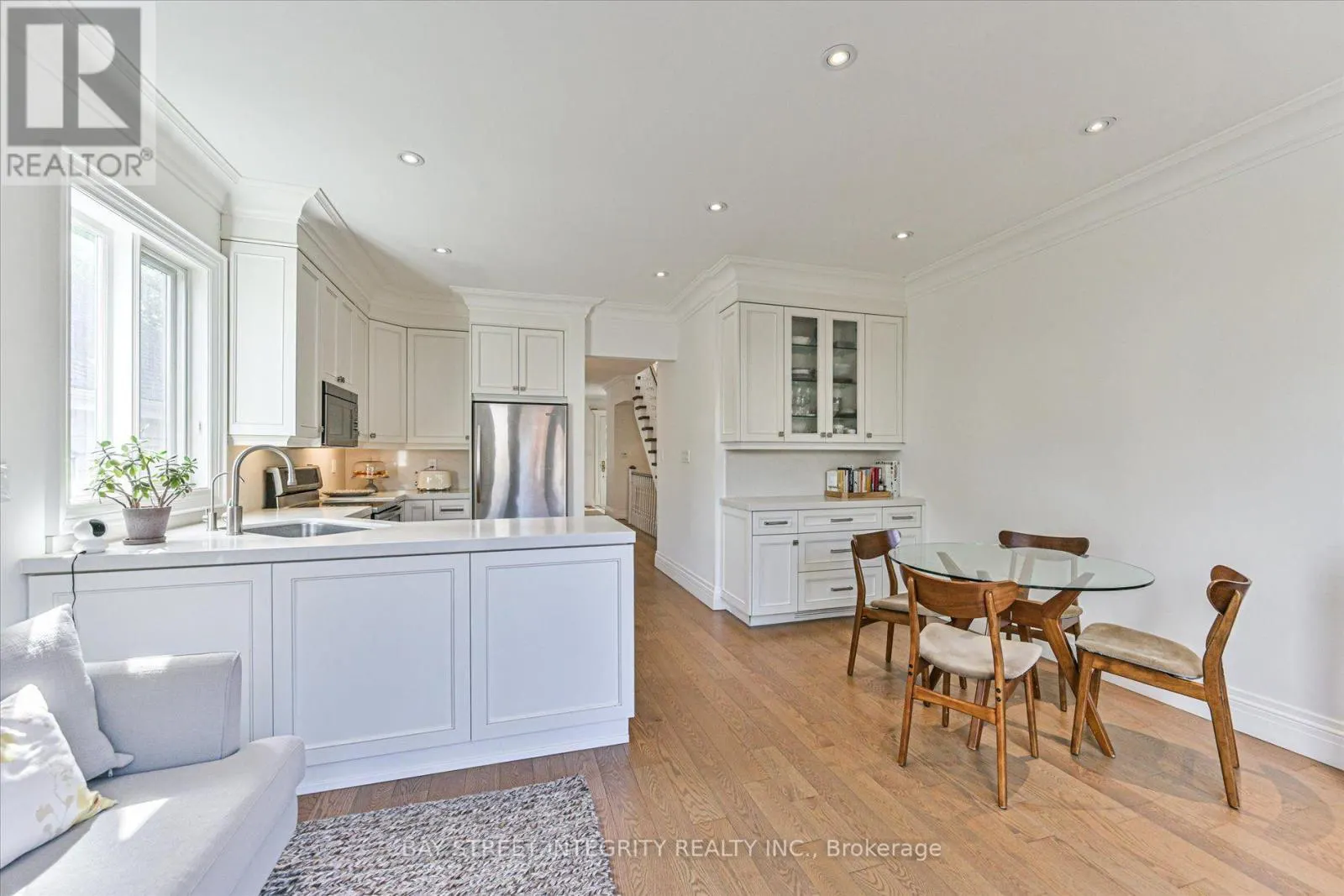 354 OLD ORCHARD GROVE
