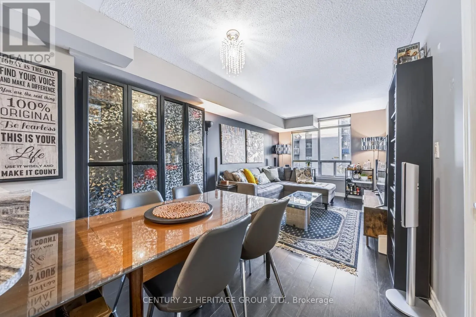 311 - 225 WELLESLEY STREET E