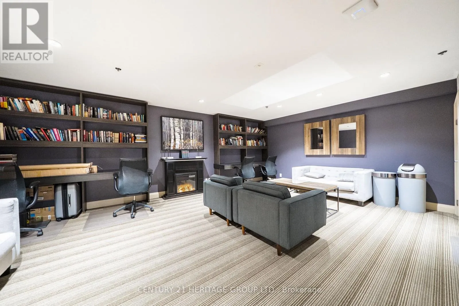 311 - 225 WELLESLEY STREET E