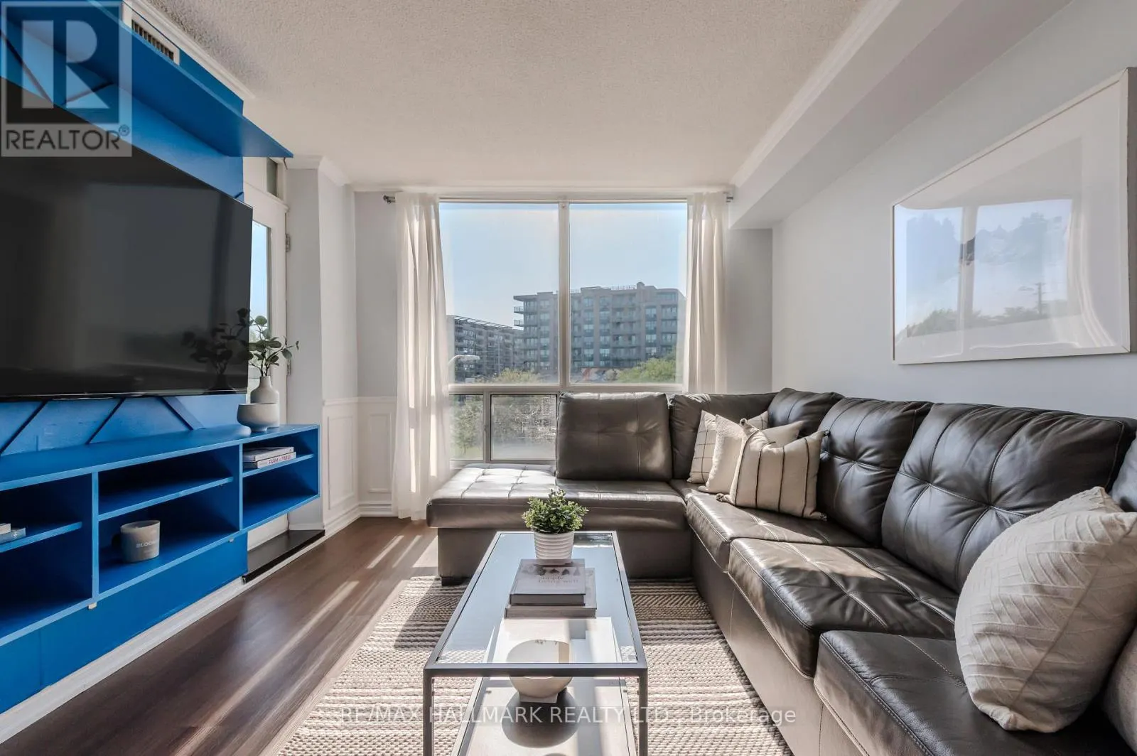 308 - 906 SHEPPARD AVENUE W