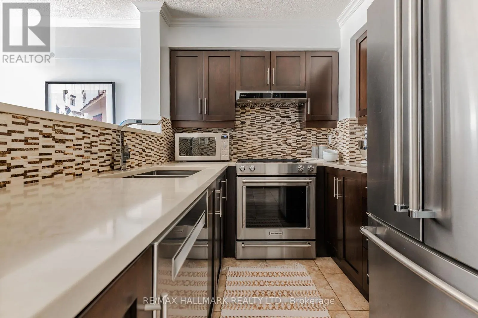 308 - 906 SHEPPARD AVENUE W