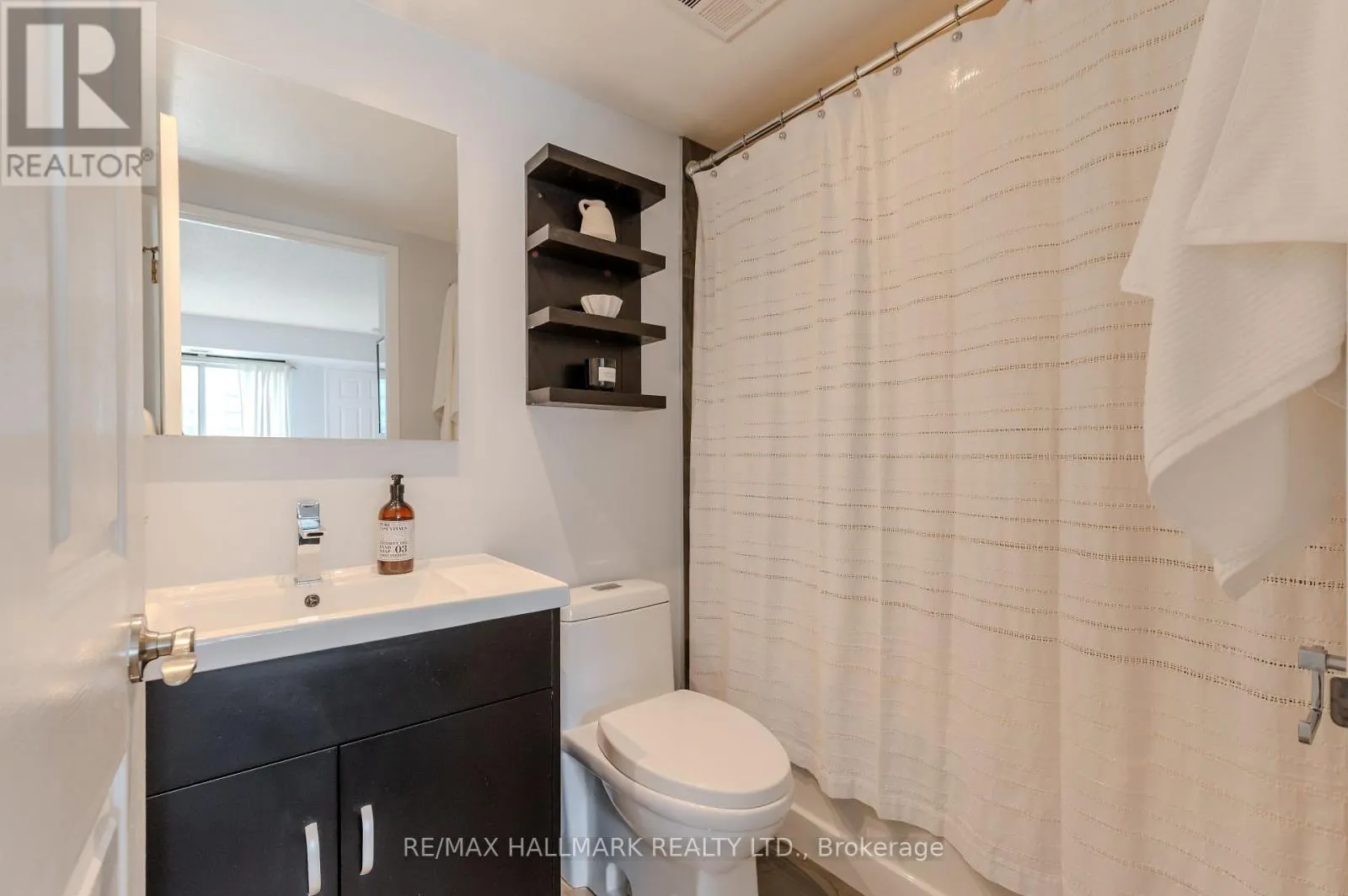 308 - 906 SHEPPARD AVENUE W