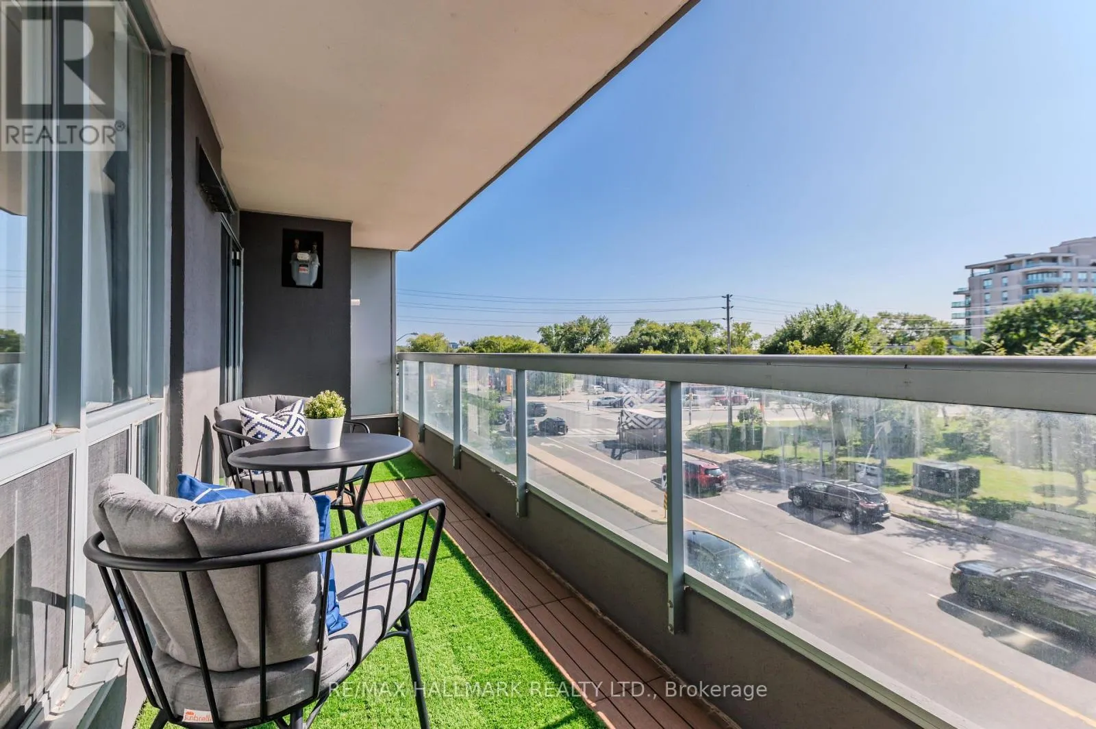 308 - 906 SHEPPARD AVENUE W