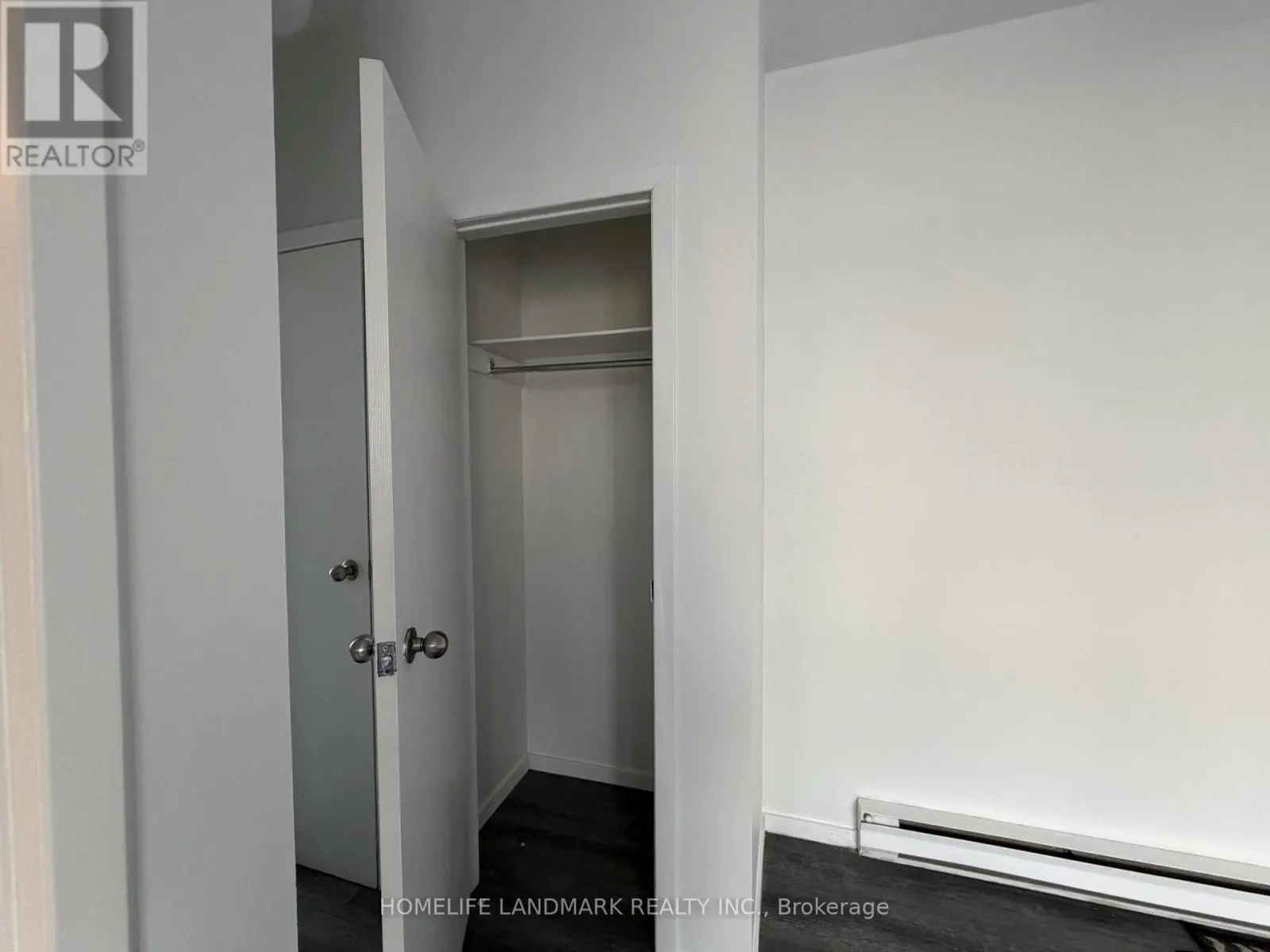 2 - 968 BATHURST STREET