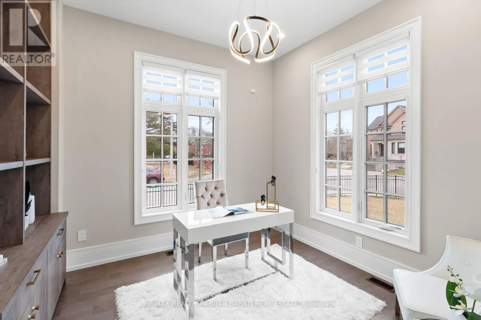 29 BALLYCONNOR COURT