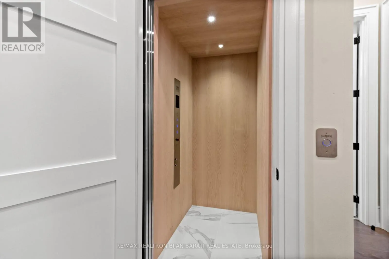 29 BALLYCONNOR COURT