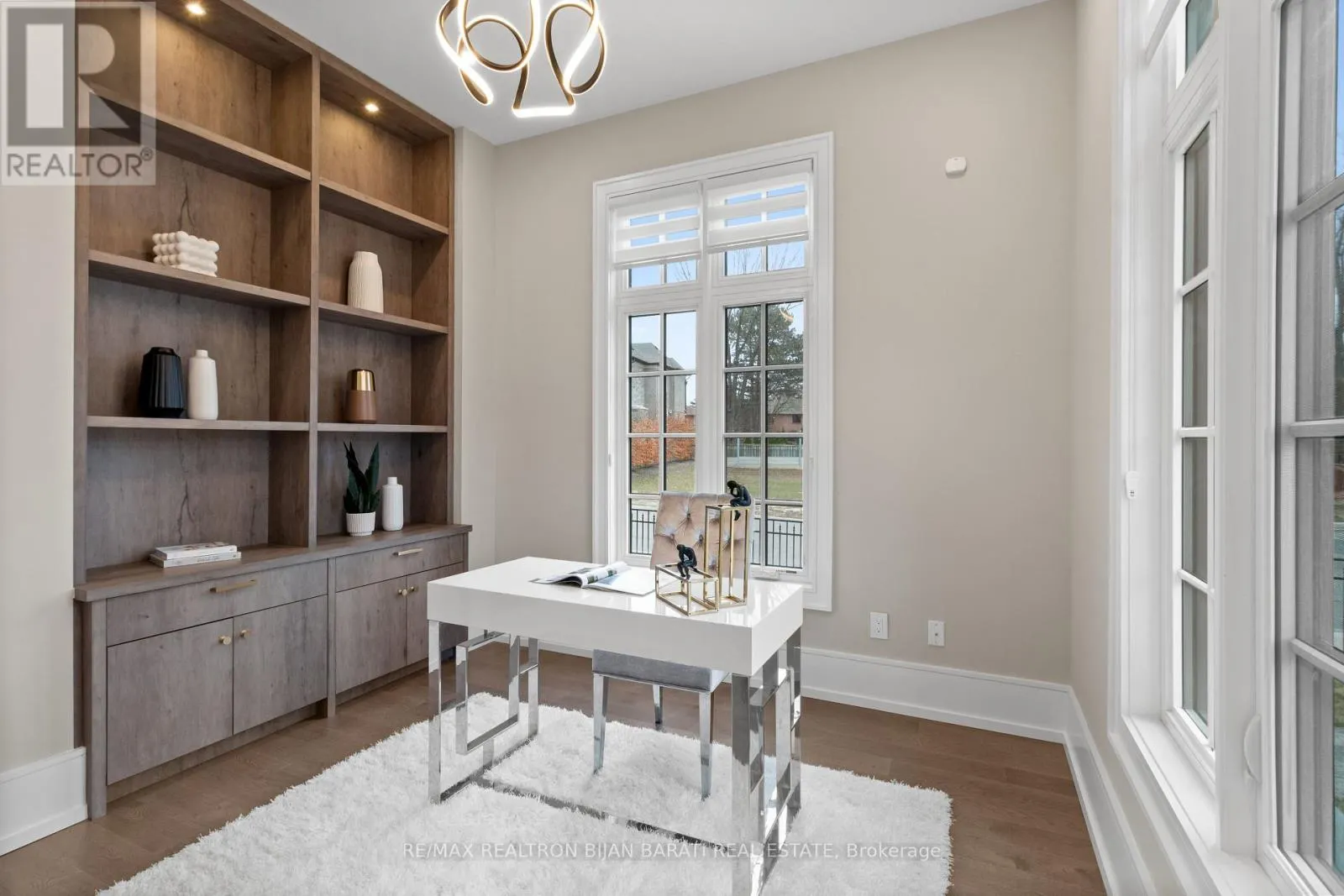 29 BALLYCONNOR COURT
