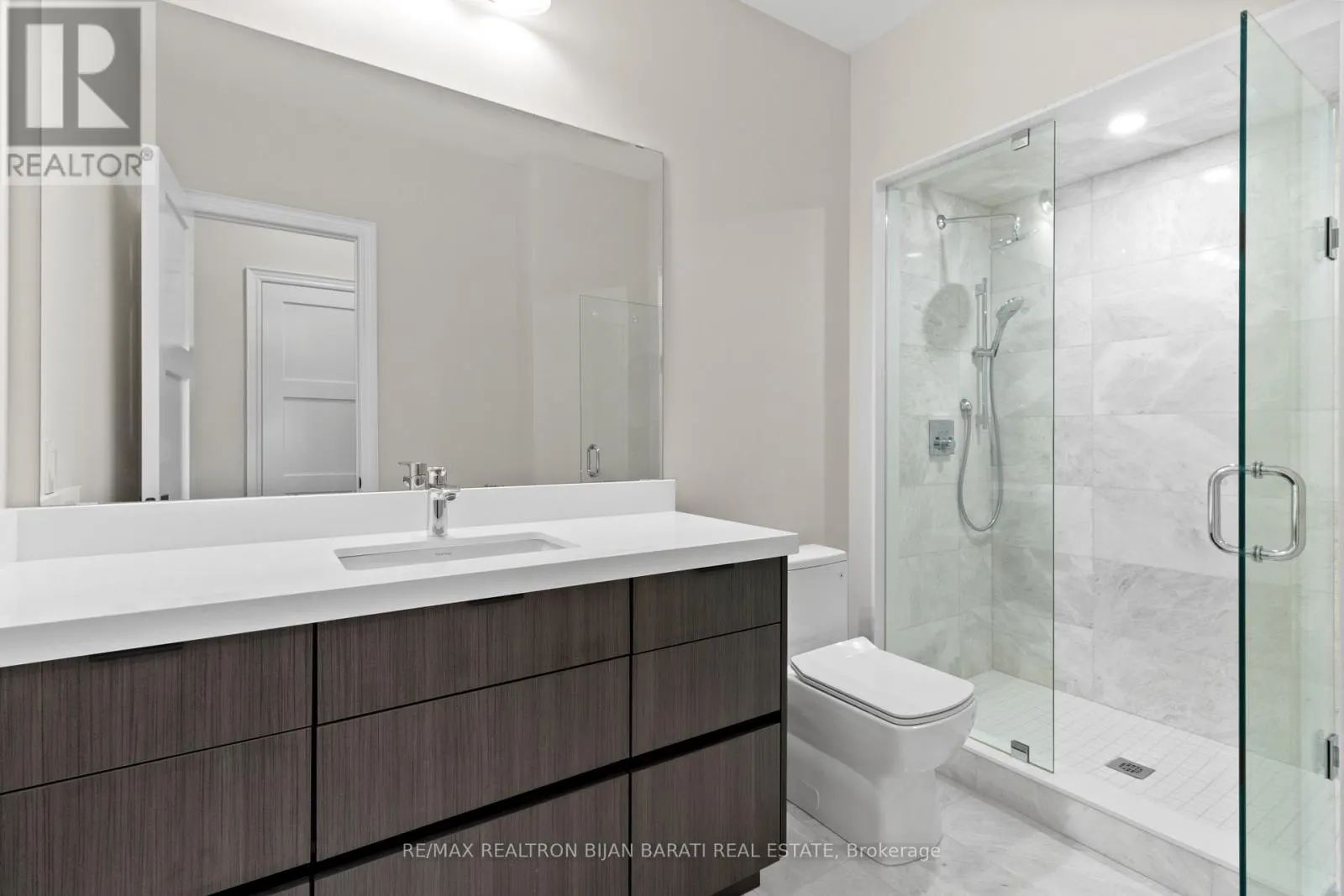 29 BALLYCONNOR COURT
