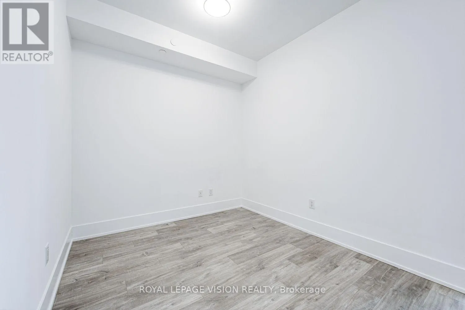 1409 - 480 FRONT ST STREET