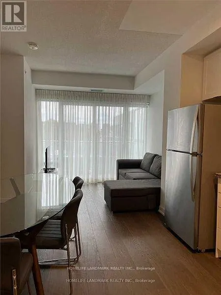 302 - 621 SHEPPARD AVENUE