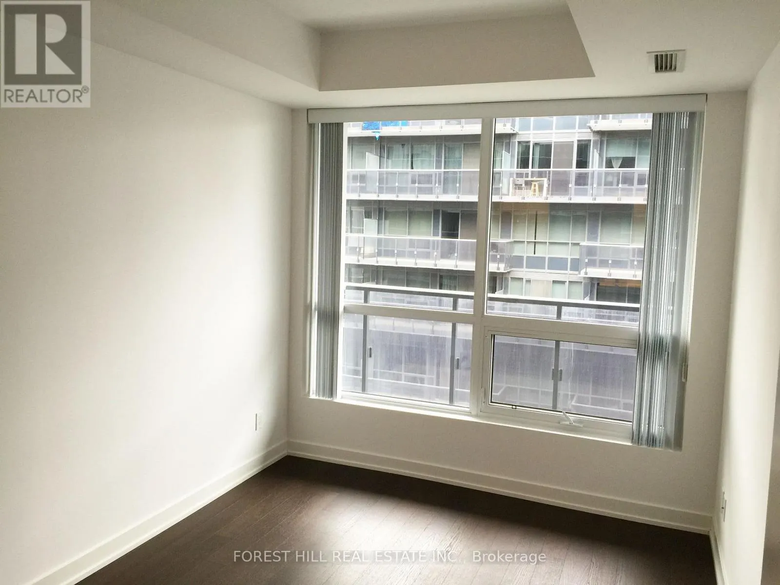 1231 - 1030 KING STREET W