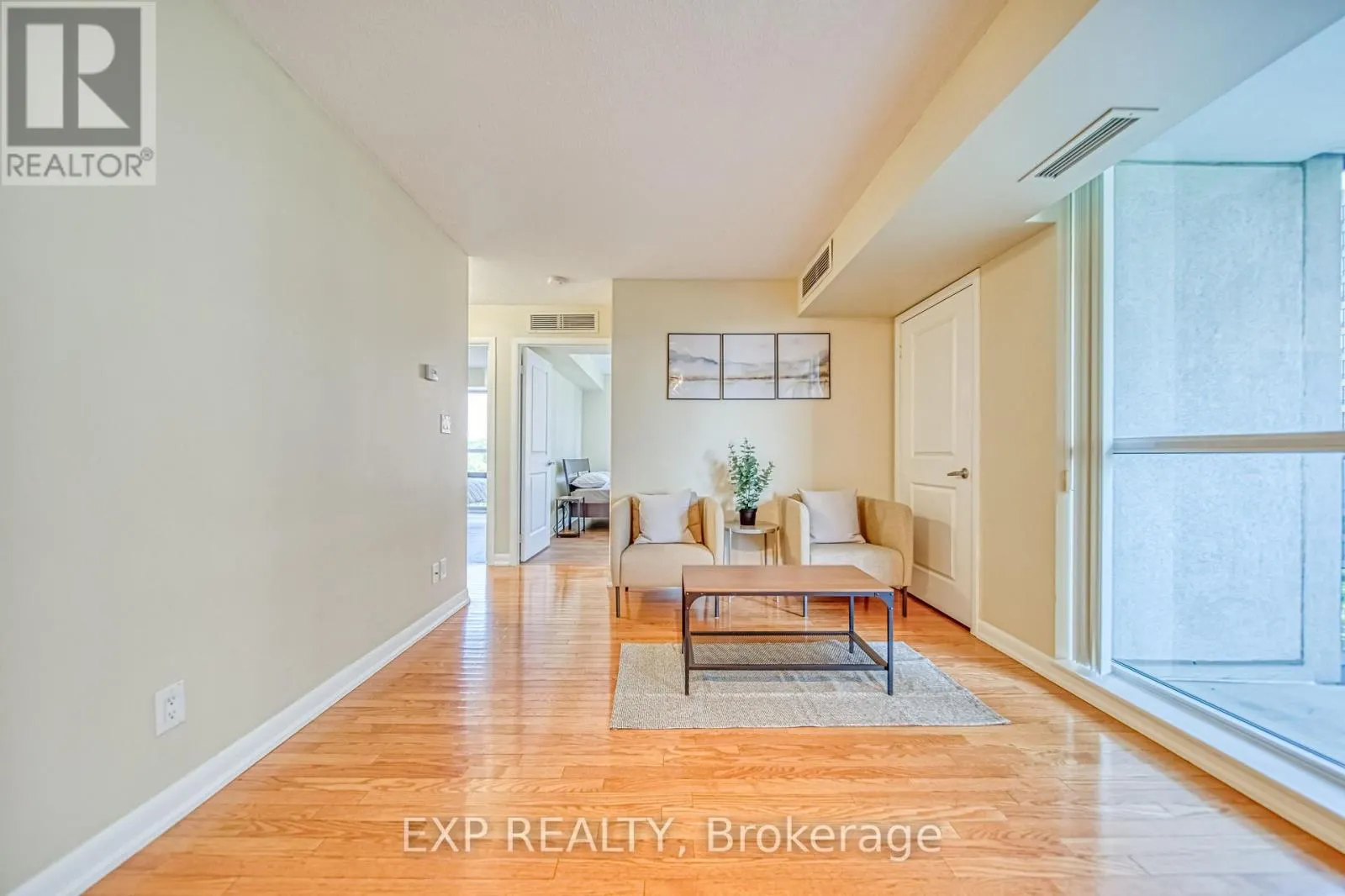 605 - 5793 YONGE STREET
