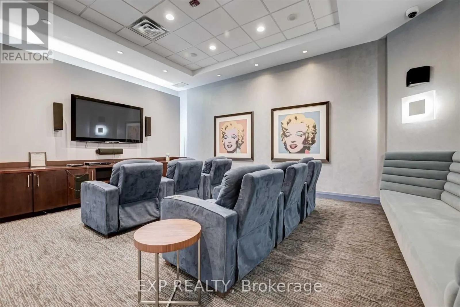 605 - 5793 YONGE STREET