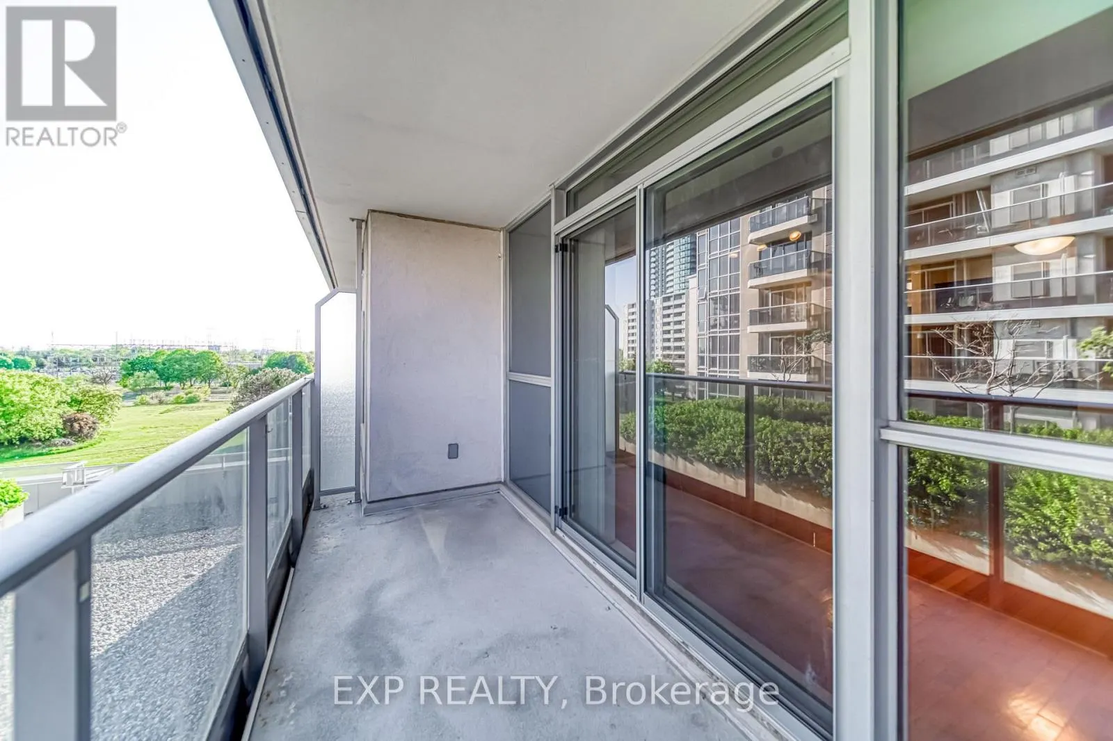 605 - 5793 YONGE STREET