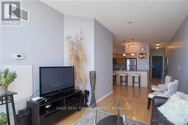 3507 - 18 YONGE STREET